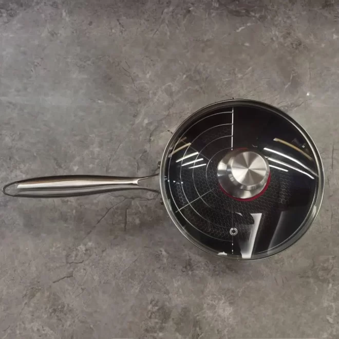 Physical image of the non-stick cooking pot (1)