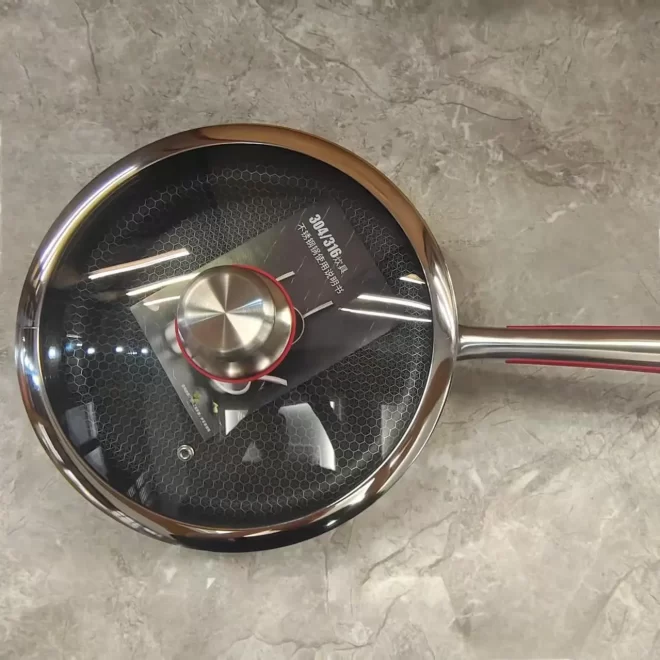 Physical image of the non-stick cooking pot (2)